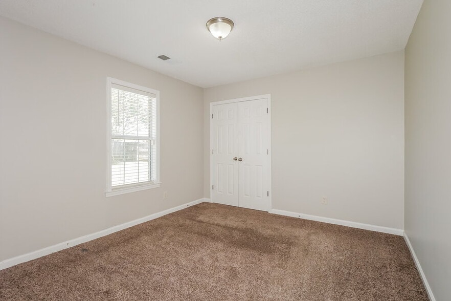 Building Photo - 13073 Braybourne Pkwy