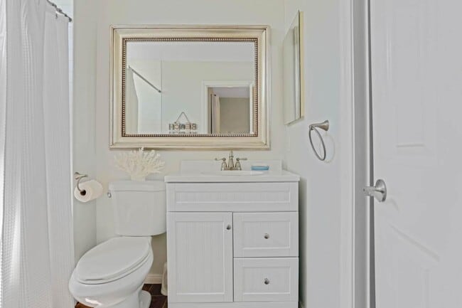 Building Photo - 7635 Family Cir