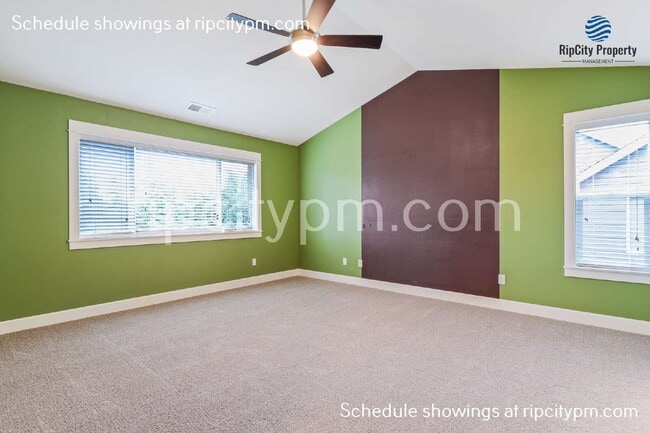 Building Photo - 22314 SW Mandan Dr