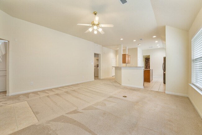 Building Photo - 146 S Veranda Ridge Dr