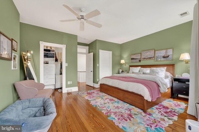 Building Photo - 1731 Riggs Pl NW