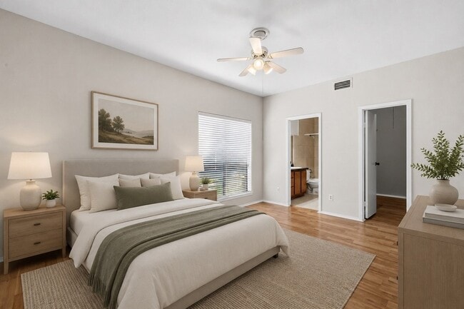 Building Photo - 6602 Harbor Town Dr