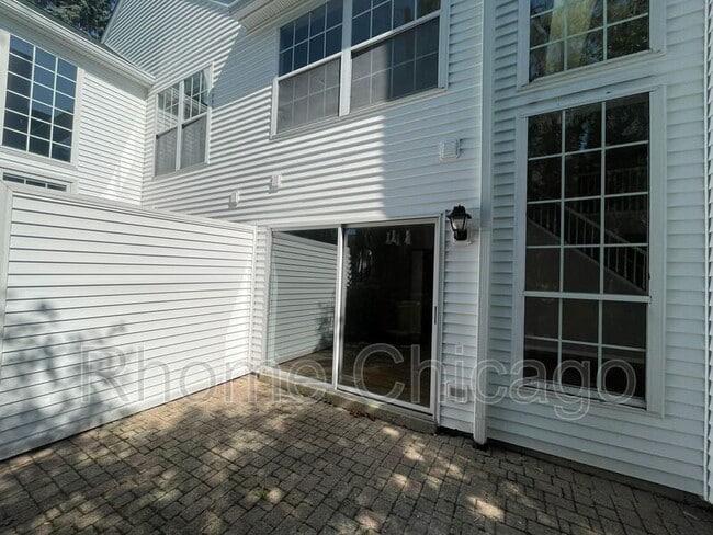 Building Photo - 135 Hemstead St