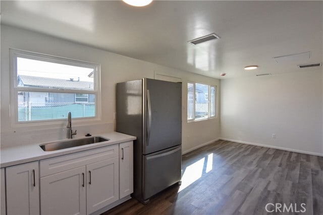 Building Photo - 11039 Dodson St