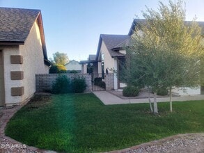 Building Photo - 1625 E Jerome Ave