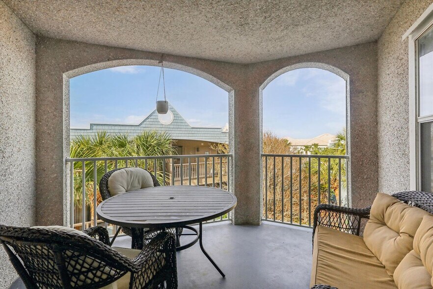 Building Photo - 120 Ocean Hibiscus Dr