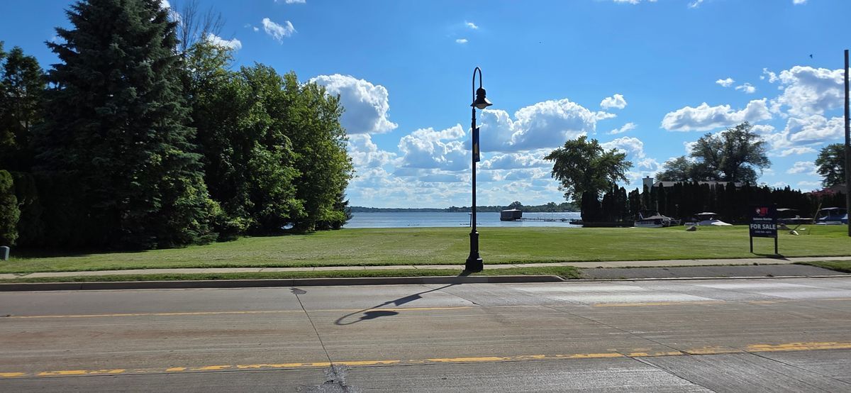 Building Photo - 1545 Cass Lake Rd