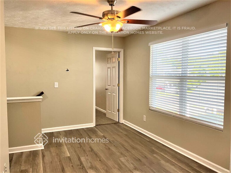 Building Photo - 5439 Middlebury Dr