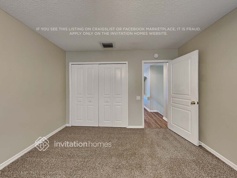 Building Photo - 8709 Hidden Green Ln