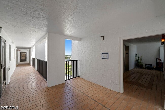 Building Photo - 6400 Estero Blvd