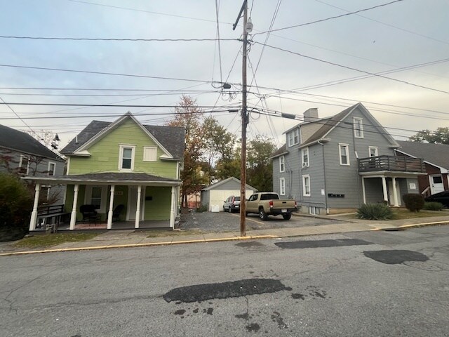 Building Photo - 773 Garrison Ave