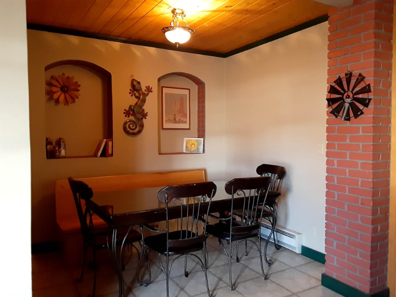 Building Photo - 960 Main St