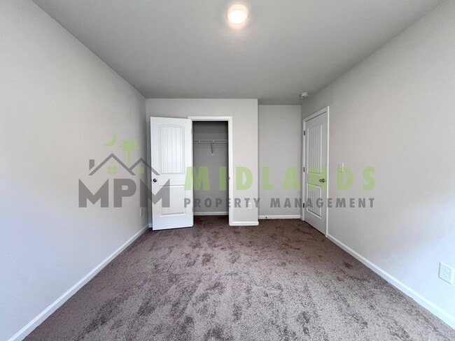 Building Photo - 645 Wild Tulip Ct