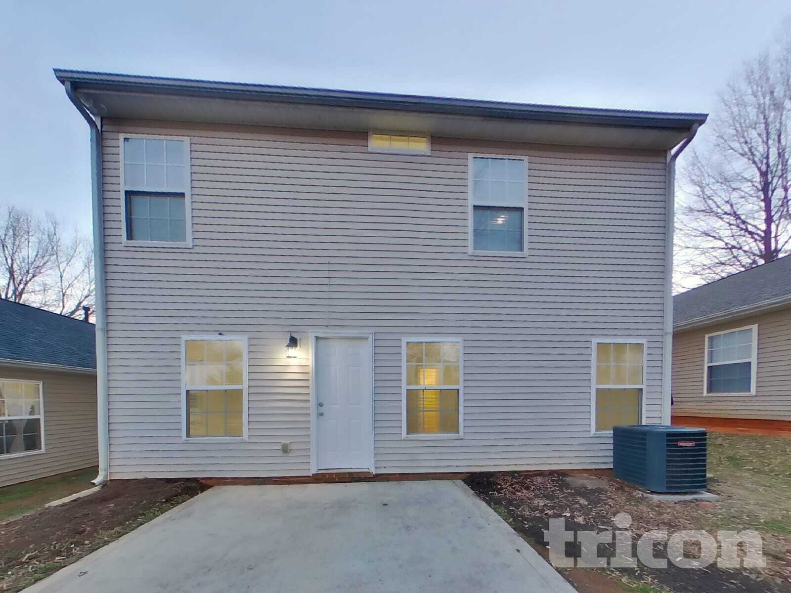 Building Photo - 107 Tanyard Ln