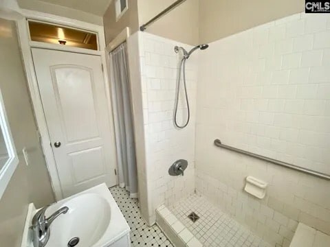 Building Photo - 3824 Yale Ave