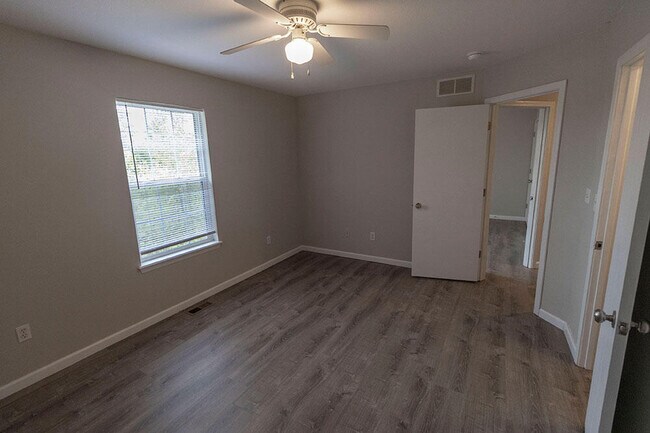 Building Photo - 5810 Canaveral Dr