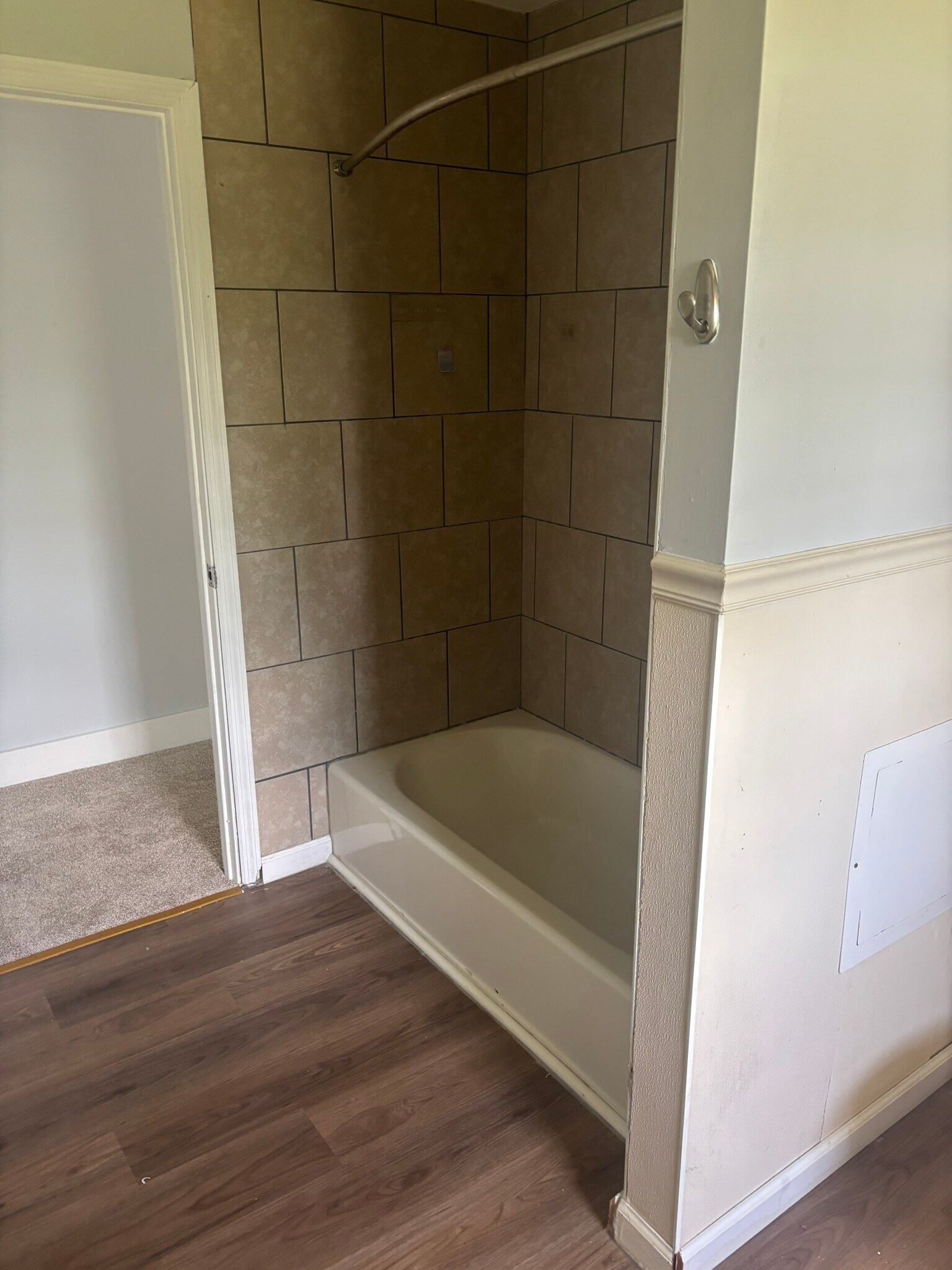 Building Photo - 7108 Cobb Cir