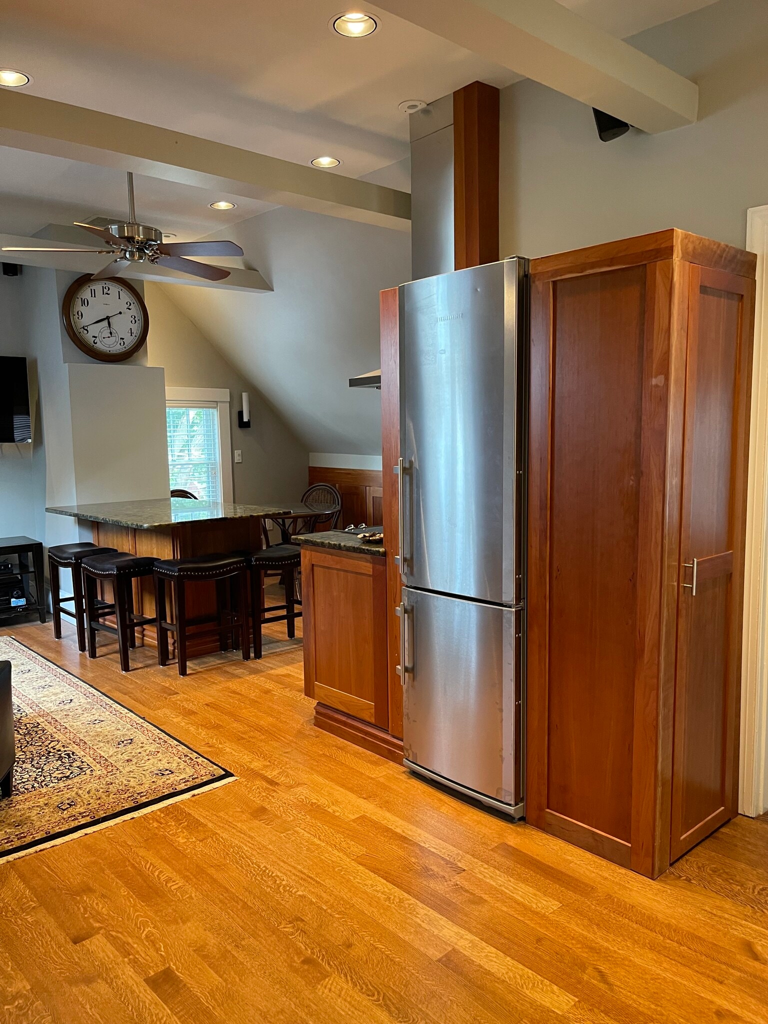 Fridge - 3 Glengarry Rd