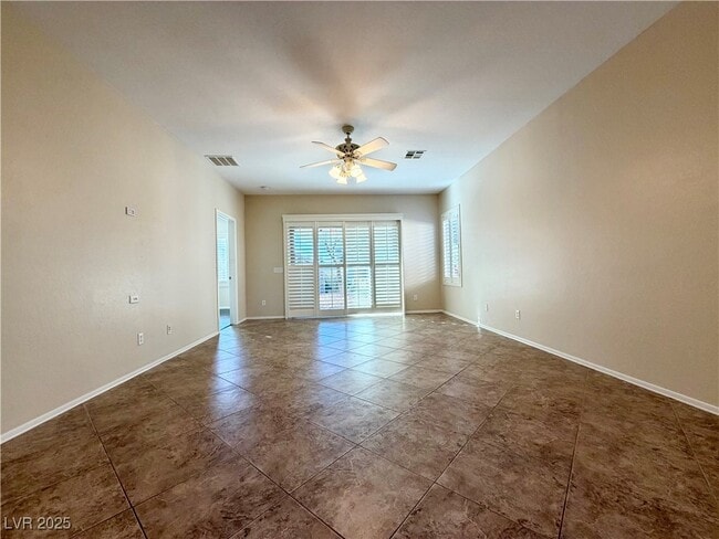 Building Photo - 6071 Saddle Horse Ave