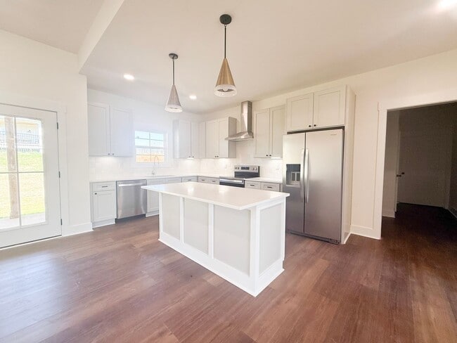 Building Photo - Brand-New 3-Bedroom Home with 2-Car Garage, Covered Porch, and Modern Finishes