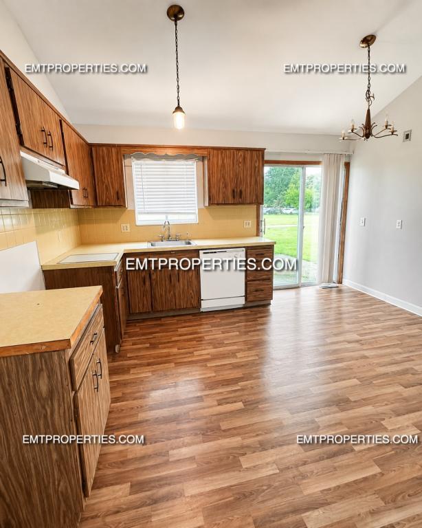 Building Photo - 3024 Meister Rd