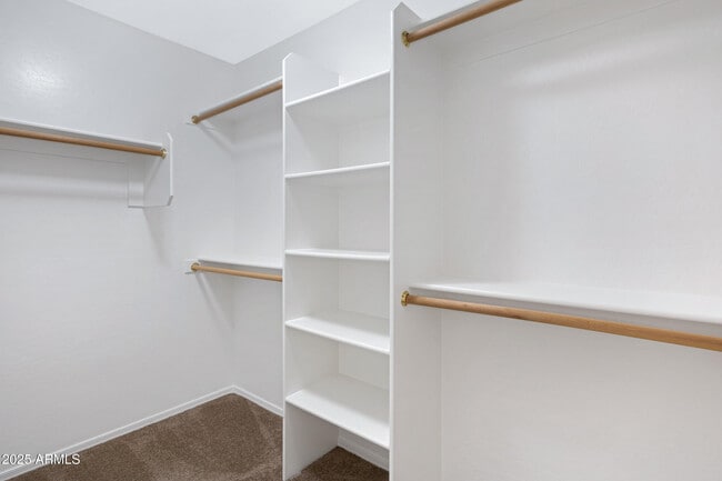 Building Photo - 1696 S Falcon Dr