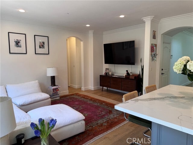 Building Photo - 2553 Santa Ana Ave