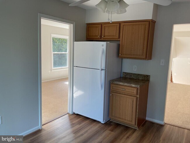 Building Photo - 8904 Grass Valley Ct