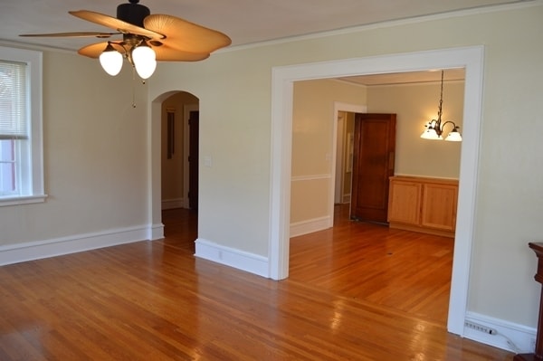 Building Photo - 821 Brandon Ave