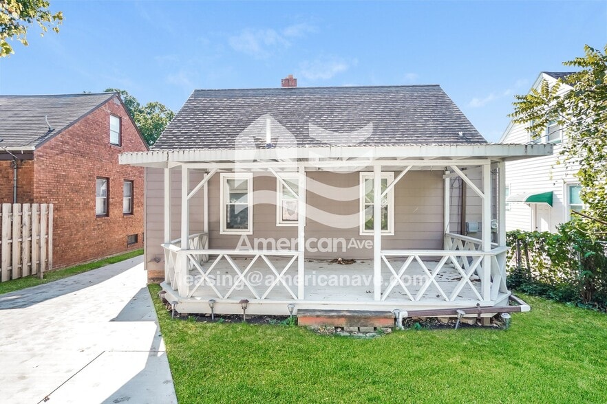 Building Photo - 9505 S Highland Ave