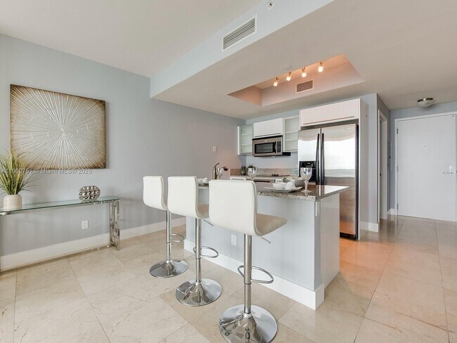 Building Photo - 888 Biscayne Blvd