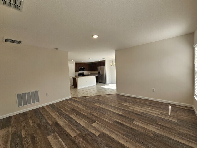 Building Photo - 3715 Eisel Wy