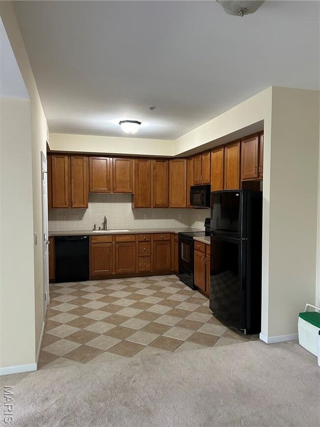 Building Photo - 5 Monarch Trace Ct