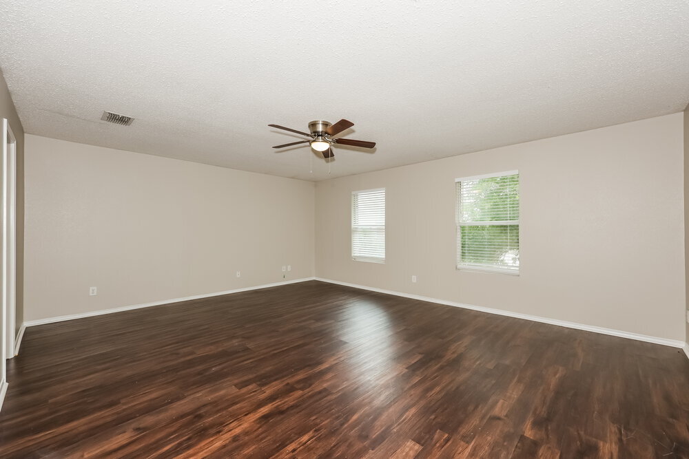 Building Photo - 3115 Teodoro Dr