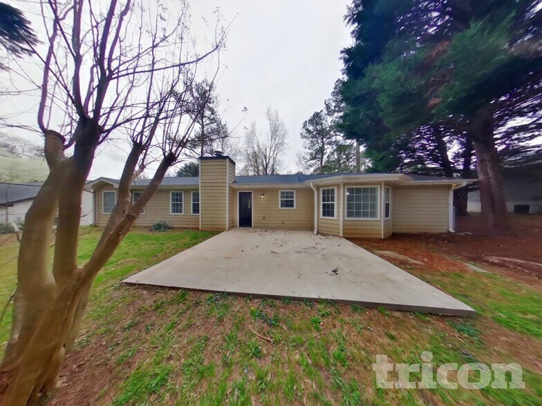 Building Photo - 850 Rambling Rose Ct NW