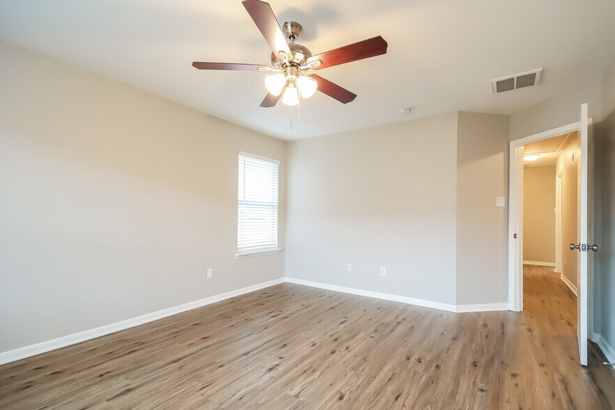 Building Photo - 21007 Harvest Terrace Ln