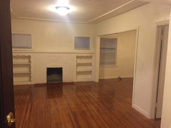 Building Photo - Wonderful2BR in Maxwell ParkHWF BackYard,10MinBikeRide2BART-5440