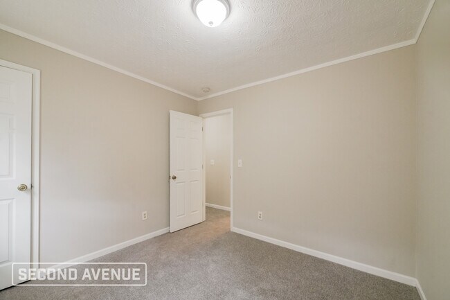 Building Photo - 3065 Stone Oak Dr
