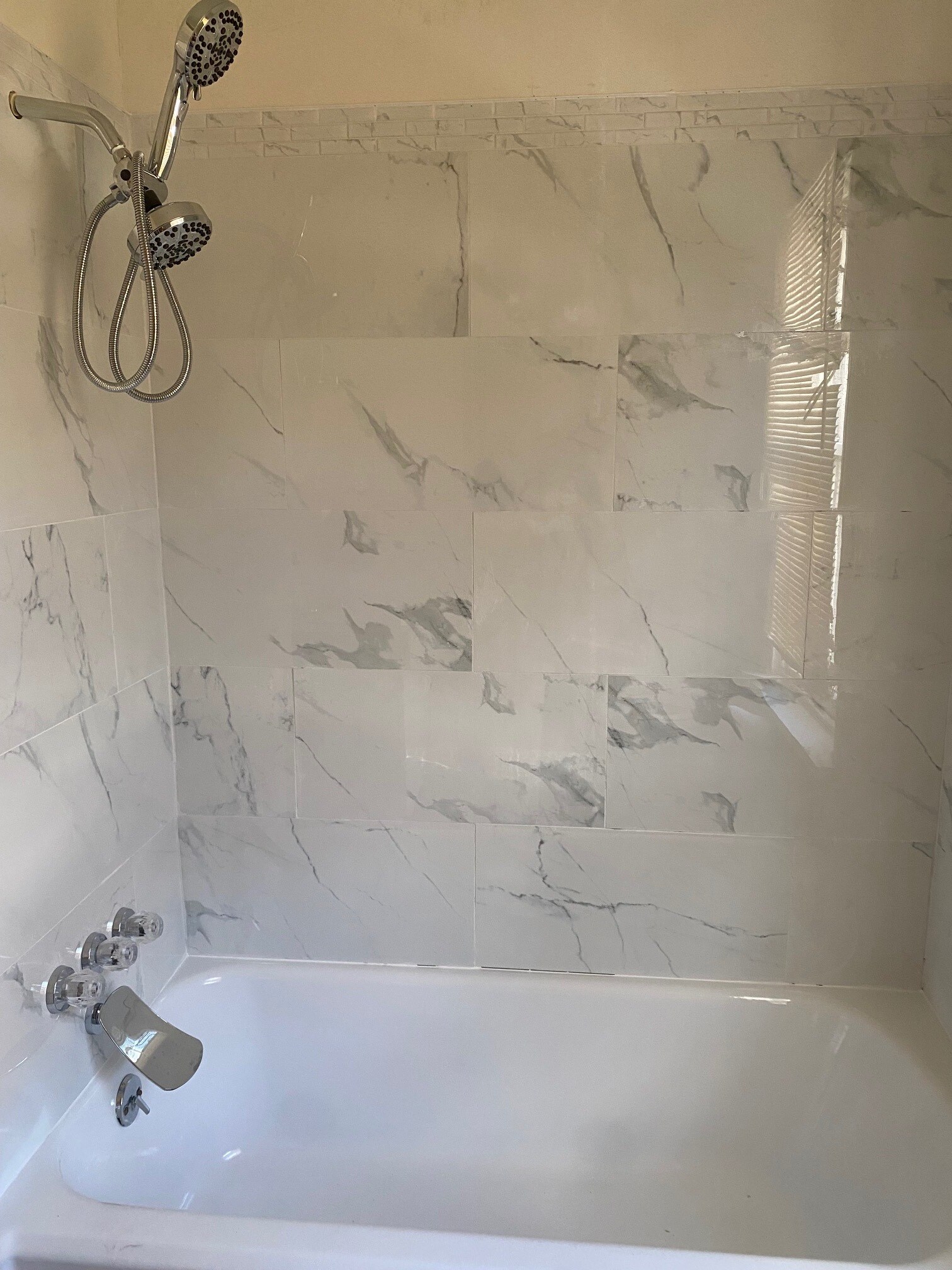 Building Photo - 48 Chestnut St