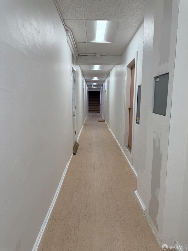 Building Photo - 1122 Sutter St