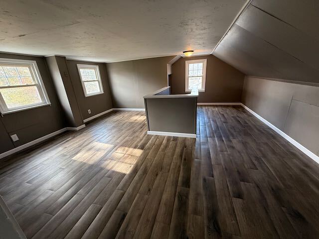 Building Photo - 3 BR Bungalow in North Peoria