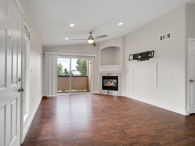 Primary Photo - $2,395.00 - 3 Bedrooms, 2Bathrooms, Condo ...