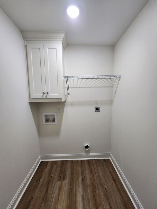 Building Photo - 4049 Colbie Way