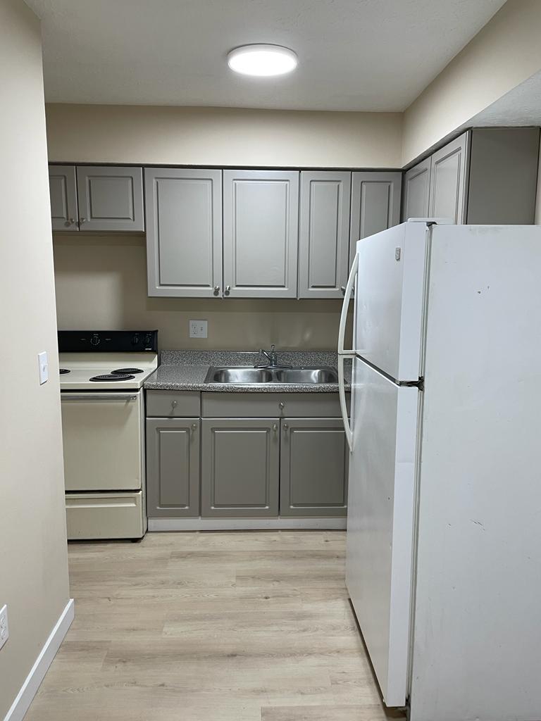 Building Photo - 6856 Garden Terrace Rd