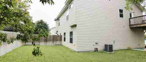 Building Photo - 1270 Hillcrest Dr