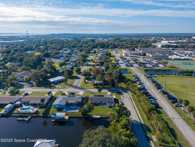 Building Photo - 250 Alabama Ave
