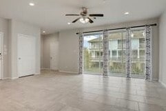 Building Photo - 2714 Veranda Falls
