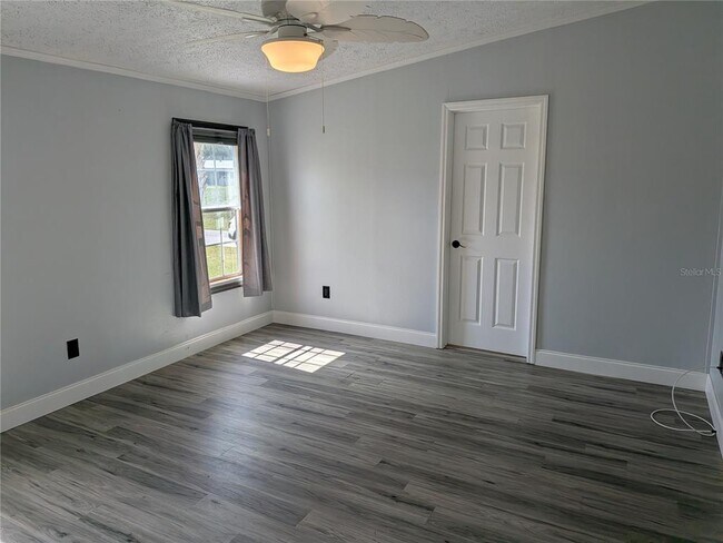 Building Photo - 9289 Scepter Ave