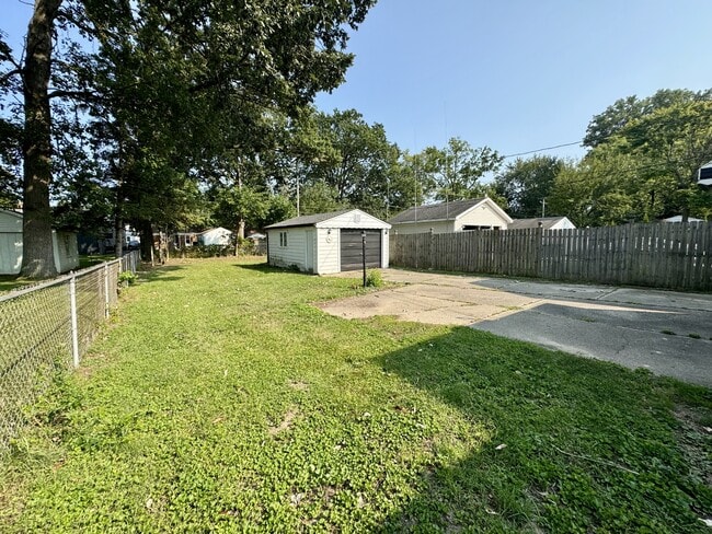 Building Photo - 4309 Edmund St