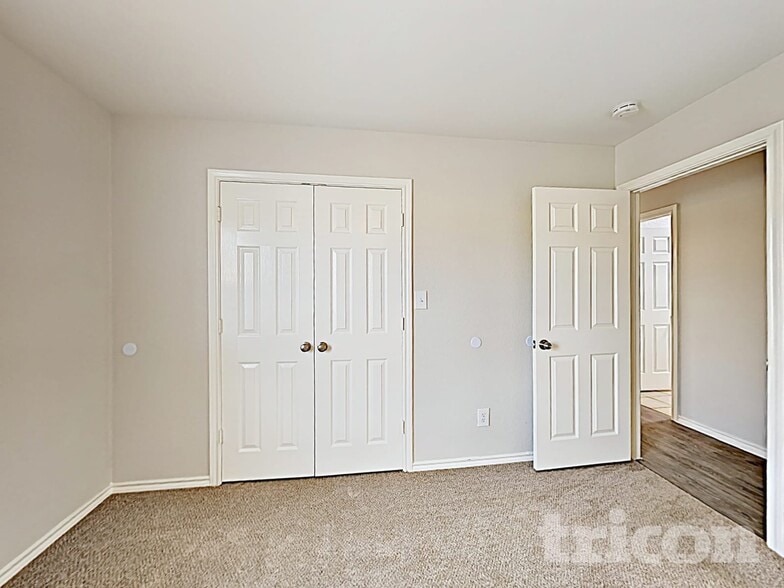Building Photo - 4303 Sheldon Ln